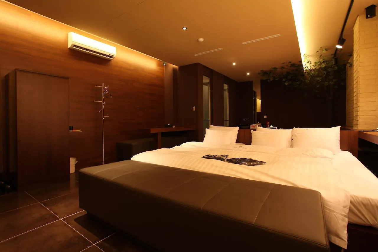 Motel Nine Star Hotel Seoul